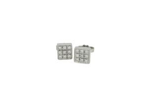 White gold square earrings with diamonds pavé