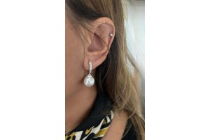 White gold earrings with Australian baroque pearls and diamonds