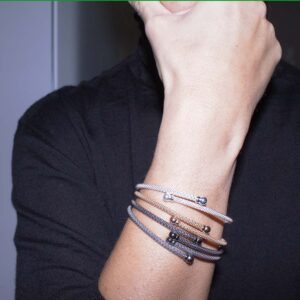 Bracciale rigido in argento rosato