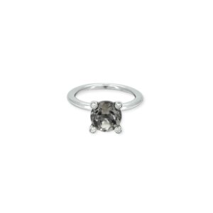 18kt white gold ring with smoky quartz and diamonds